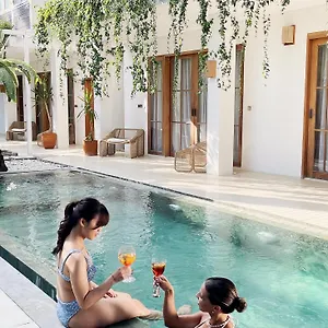 White Goose Boutique Hotel