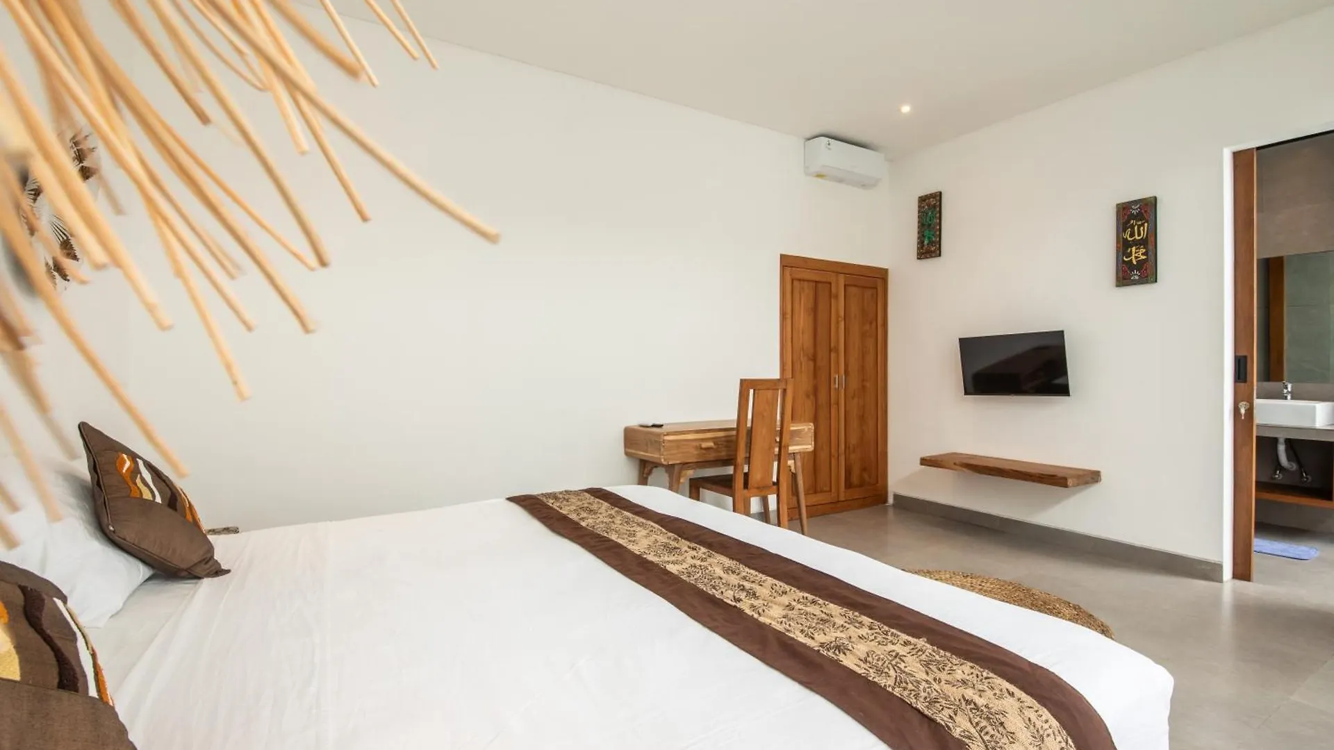 Minimalist Villa With Pool #Jade3 Canggu  Indonesia